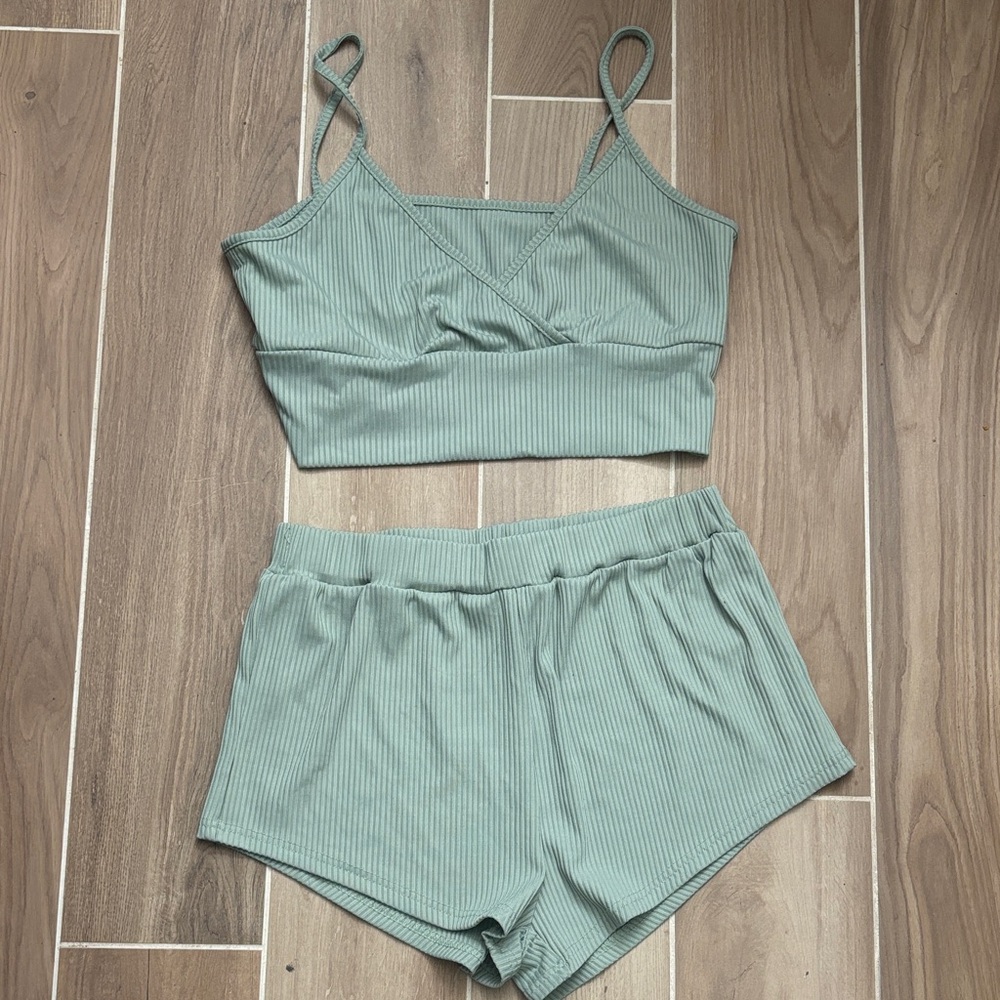 Women's Ribbed Sleepwear Set in Sage Green